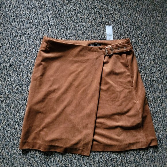 NWT Super Soft Banana Republic Brown Micro Suede Skirt Size 6 - Picture 2 of 9